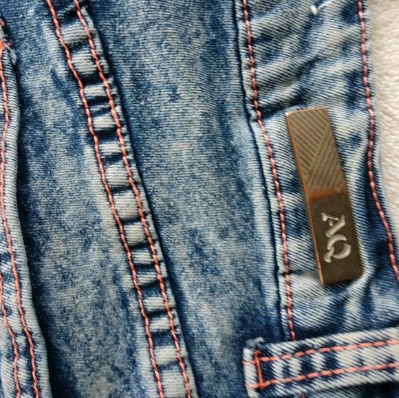 💕Distressed Girls 🧑 Shorts 🆒American Quality Denim - Picture 5 of 11